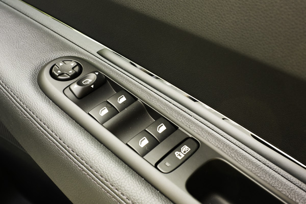 5008 door switches