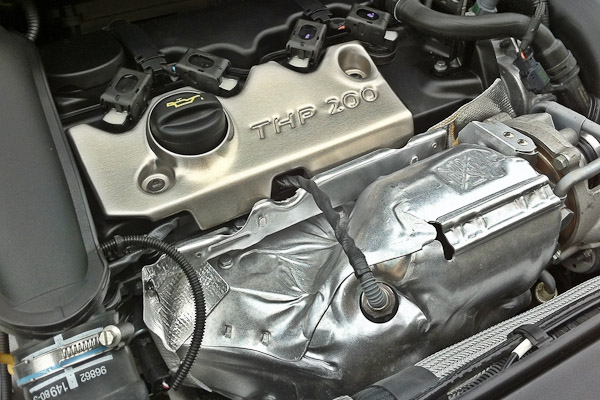 Peugeot 308 CC Roland Garros Engine