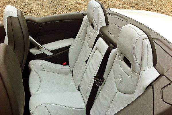 Peugeot 308 CC Roland Garros Interior