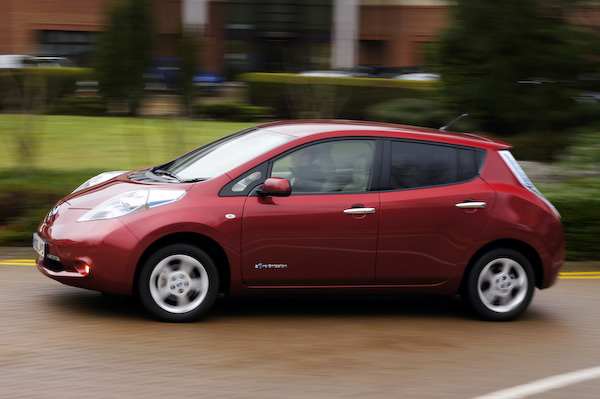 Nissan Leaf red side