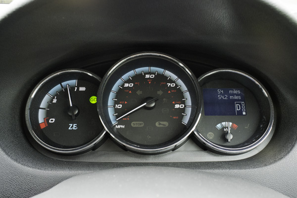 Renault Fluence dials