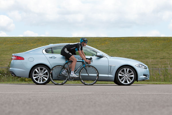 Driving with cyclists