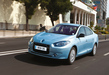 Renault-fluence-ze-blue-front-driving
